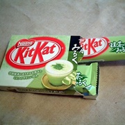 Kit Kat Matcha Green Tea Latte