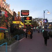 Clifton Hill-Niagara Falls, Ontario