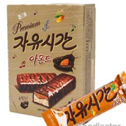 Haitai Free Time Almond Chocolaate Bar