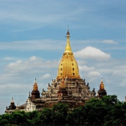 Bagan: Ananda Temple