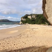 Lonely Bay Cooks Beach