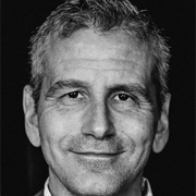 David Cromer