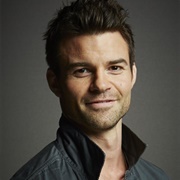 Daniel Gillies