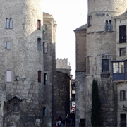 Portal Del Bisbe, Barcelona