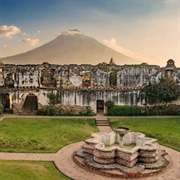 Antigua Guatemala: Colegio De San Jerónimo