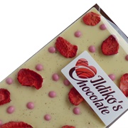 Idilko's Strawberry & Bourbon Vanilla White Chocolate Slab