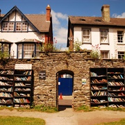 Explore the Bookshops of Hay-On-Wye