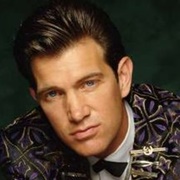 Chris Isaak