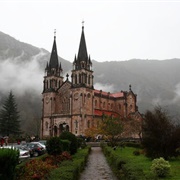Santa Maria La Real De Covadonga