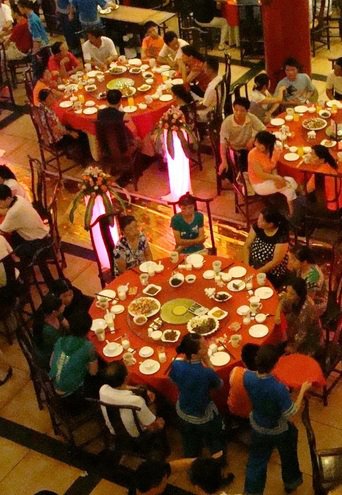 The Biggest Chinese Restaurant in the World (2008)