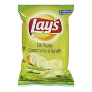 Lay's Dill Pickle Chips (Cornichons À L'aneth Croustilles)