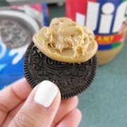 Oreos With Peanut Butter