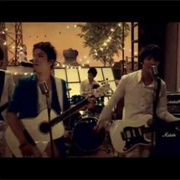 Love - CNBLUE