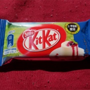 Kit Kat Blueberry Cheesecake