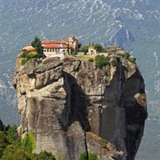 Meteora: Monastery of Holy Trinity (Agia Triada)