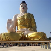 Statue of Gautama Buddha