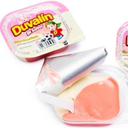 Duvalin Frosting Candy Strawberry & Vanilla (Mexico)