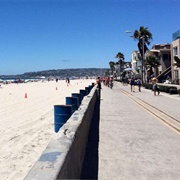 San Diego Oceanfront Boardwalk