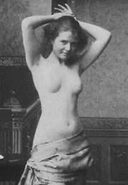 The Hairdresser (1905)