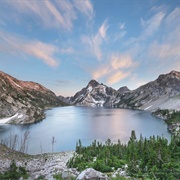 Sawtooth Lake