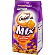 Xtra Cheddar + Pretzel Goldfish