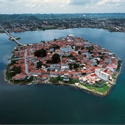 Petén Itzá (Flores)