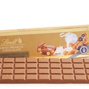 Lindt Swiss Milk Raisin & Hazelnut Gold Bar