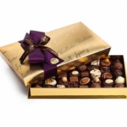 Sprungli Bonbonniere Gold