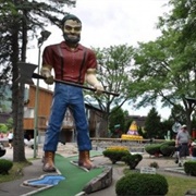 Around the World & Around the USA Miniature Golf Lake George