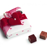 Sprungli Number One Heart Valentine's Day