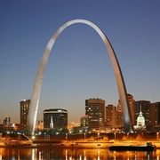 Do the Gateway Arch Tour