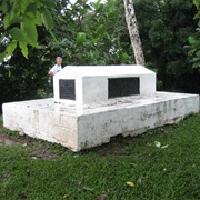 Robert Louis Stevenson Tomb, Samoa