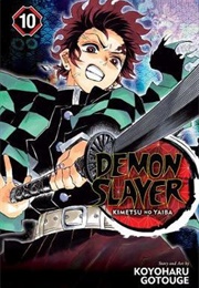 Demon Slayer Volume 10 (Koyoharu Gotouge)