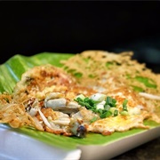 Hoi Tod (Oyster Omelet). Thailand