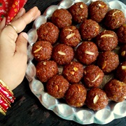 Aliv Che Laadu / Halim Ladoo
