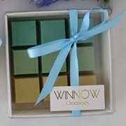 Winnow Turquoise Ombre Chocolate Cube Box
