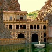 Jaipur: Galtaji Temple (Monkey Temple)