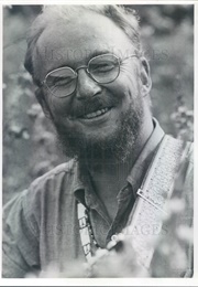 Who's Wavin' ? (Ric Masten)