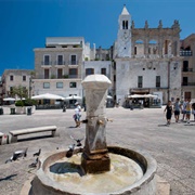 Piazza Mercantile, Bari