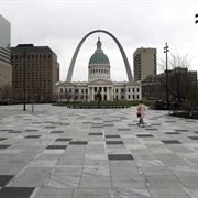Kiener Plaza, St. Louis