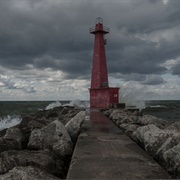 Muskegon South Breakwater Light