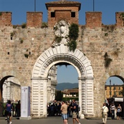 Porta Santa Maria, Pisa, Italy