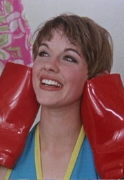 Angela Scoular - Here We Go Round the Mulberry Bush (1968)