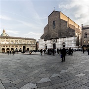 Piazza Maggiore, Bologna