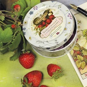 Simpkins Strawberry Sweets