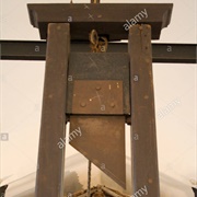 Guillotine