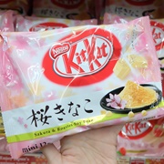 Kit Kat Sakura &amp; Roasted Soy Bean