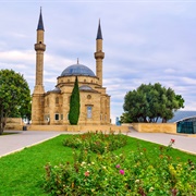 Baku: Mosque of the Martyrs