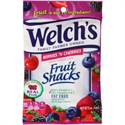 Welch&#39;s Fruit Snacks Berries &#39;N Cherries