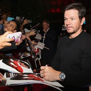 Strangers Pointing Out You're Left-Handed